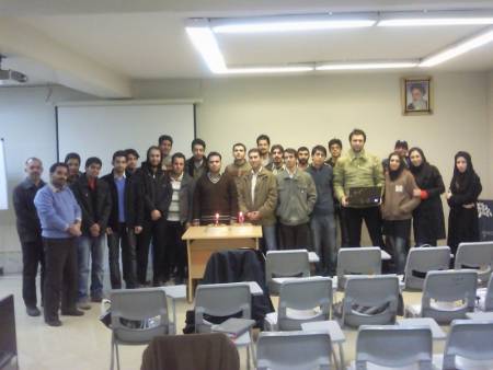 wikipedia10anniv-head.jpg wikipedia10anniv-head.jpg